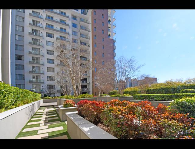 2 BEDROOM APARTMENT FOR SALE IN ROSEBANK
